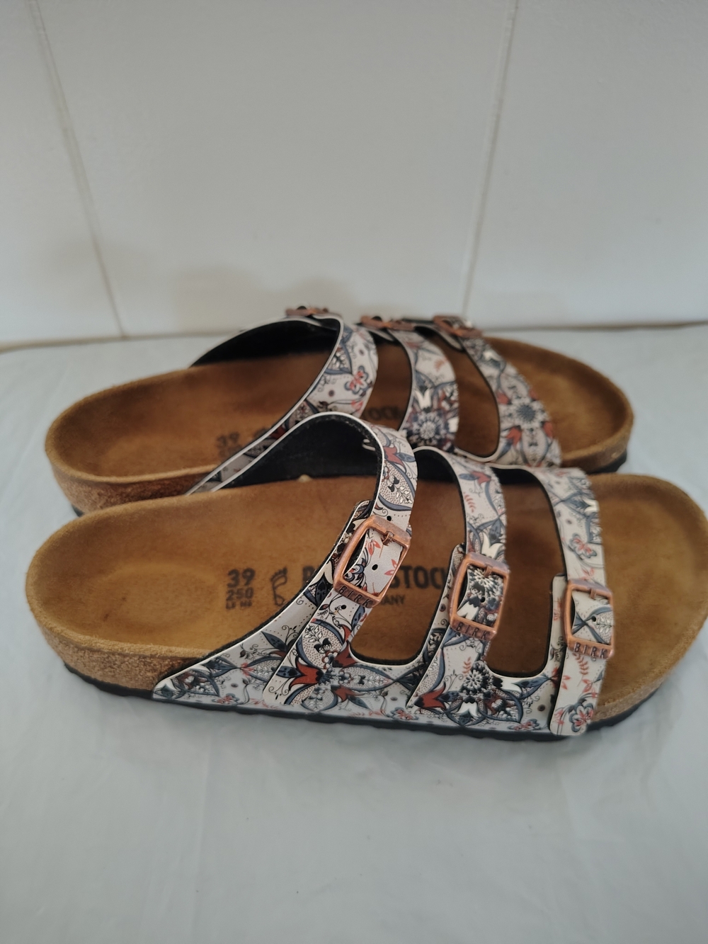 Birkenstock Florida Floral Paisley 3-Strap Sandals Sz 39 / US 8-8.5
